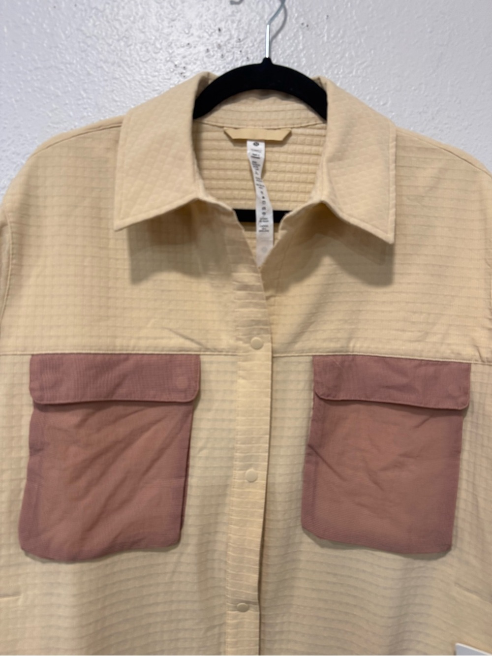 Lululemon Jacket Women Sz 8 beige Grid Fleece Hiking Overshirt Snap Pocket Trail - Picture 3 of 7